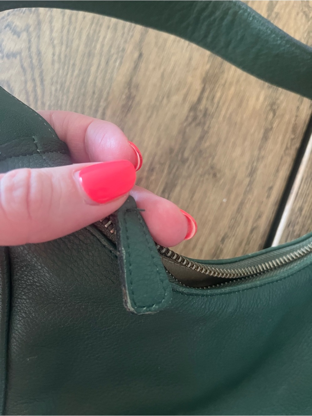 L’intervalle Green Leather Shoulder Bag - Picture 4 of 9